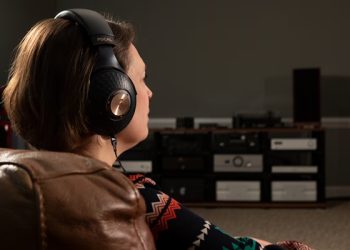 The Art of Sound: Audiophile’s Guide to High-End Headphones