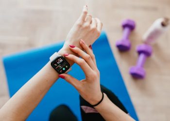 How Wearable Fitness Trackers Revolutionize Health Management